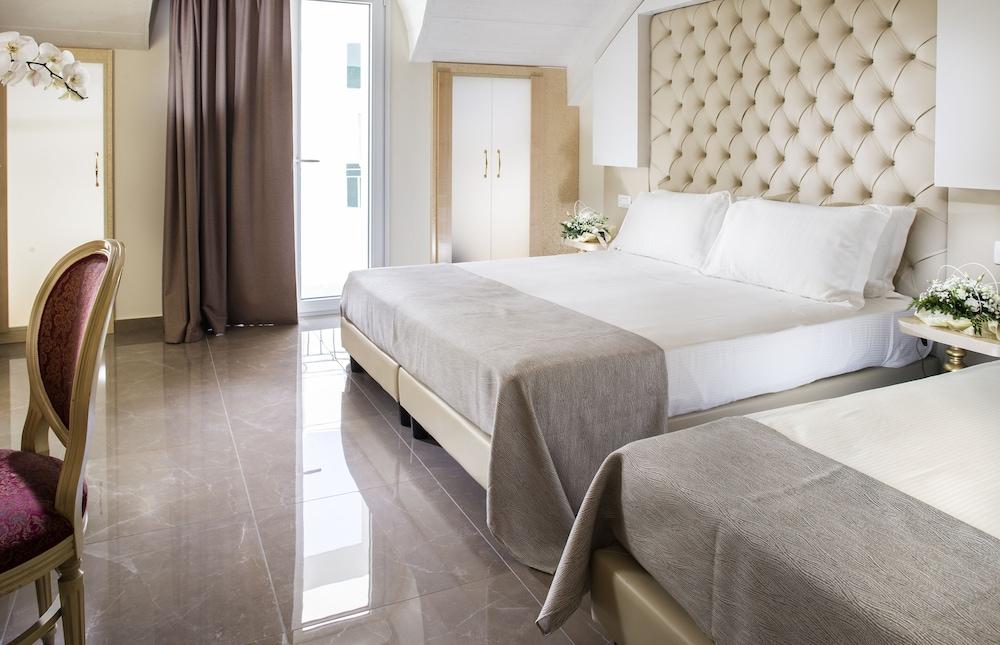 Ambassador Hotel Rimini